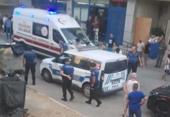 Telefonda tartıştığı kişiye pompalı tüfekle saldırdı; 2 yaralı