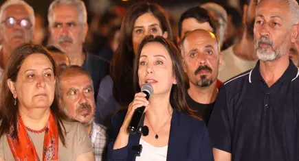 DEM Parti Eş Genel Başkanı Hatimoğulları: Provokasyonlara karşı barış için kenetleneceğiz