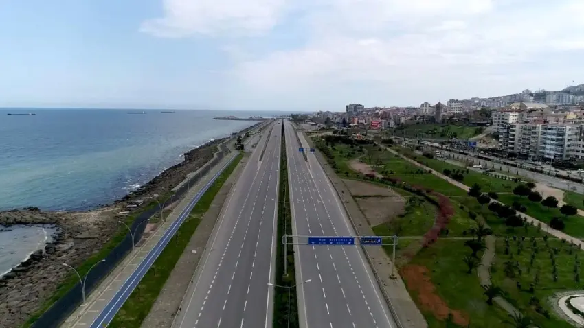 Trabzon'da yıllardır beklenen raylı sistem için ilk kazma vuruluyor haberinin görseli