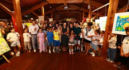 Efes Selçuk’ta çocukların barış hayalleri sergiye dönüştü