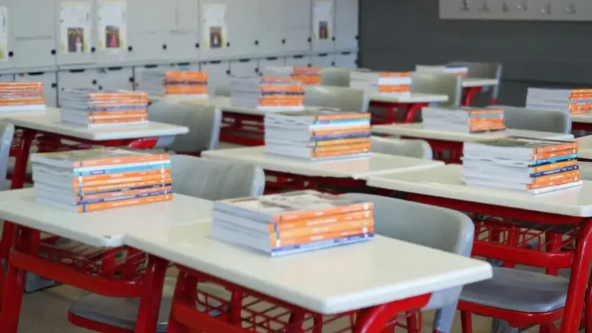 MEB’den öğrencilere ücretsiz ders kitabı desteği: 283 milyondan fazla kitap okullara ulaştı haberinin görseli