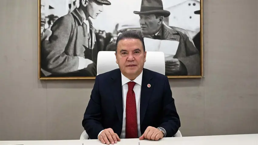 Muhittin Böcek’in de adı geçiyor: 'Fuhşa aracılık' soruşturmasında 1 tutuklama haberinin görseli