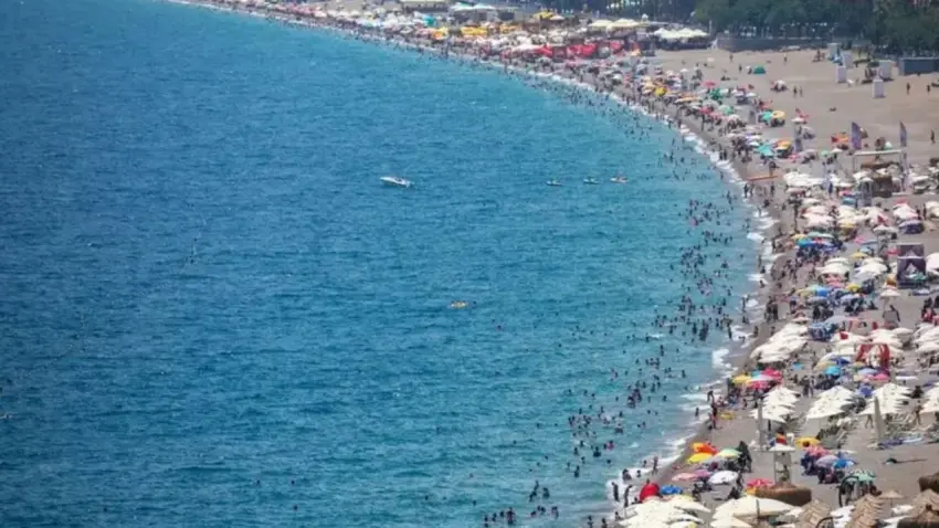 Antalya turizminde savaş gölgesi: Zirvede yine Ruslar var! haberinin görseli