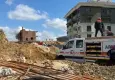 Başakşehir’de inşaat alanında toprak kayması! İşçiler göçük altında kaldı