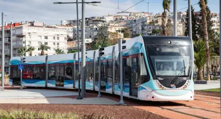İzmir’de İEF için toplu ulaşımda gece seferleri uzatıldı