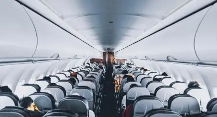 Rus uçağında tüm tuvaletler bozuldu! Antalya seferi acil inişle kesildi