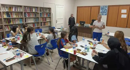 Torbalı’da Kırsalda Ergen Kız Çocukları İçin Psikolojik Güçlenme Atölyeleri başladı