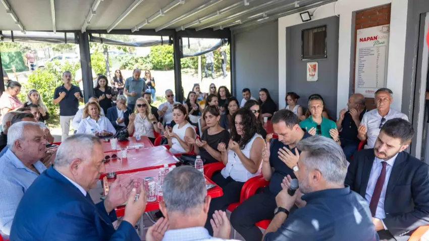 Bornova’da KKTC'deki gemi kazasında hayatını kaybedenler unutulmadı haberinin görseli