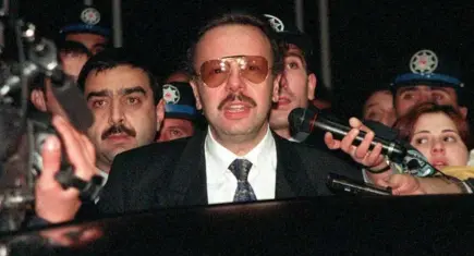 Eski Bakan Denizolgun’un doktoru tutuklandı
