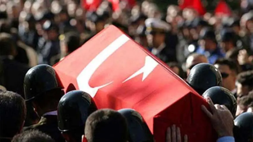 Görevi başında kaza geçiren polis şehit oldu haberinin görseli
