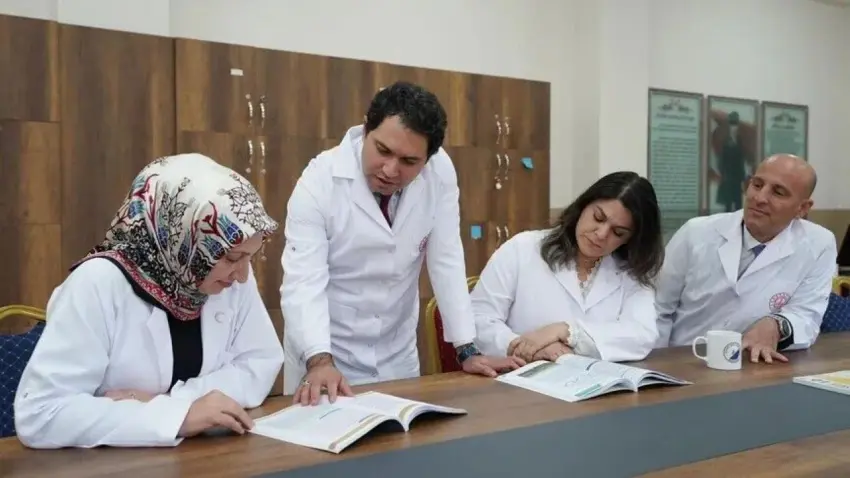 MEB'den öğretmenler için 81 ile 'standart kıyafet' yazısı gönderildi haberinin görseli