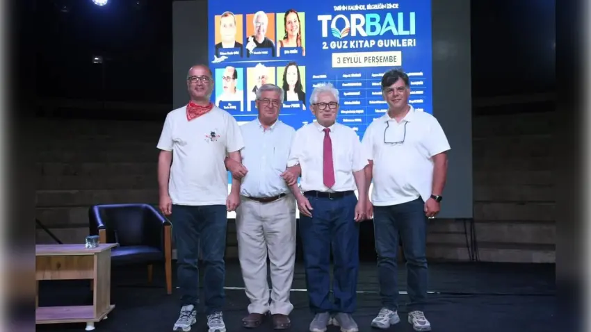 Torbalı’da Güz Kitap Günleri’ne yoğun ilgi: Yazarlar okurlarla buluştu haberinin görseli