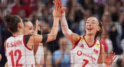 Filenin sultanları Sırbistan'ı ezip geçti: Avrupa Şampiyonası'nda 4. defa finaldeyiz!