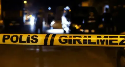 İzmir’de bir kişi otomobilinde silahla vurulmuş halde bulundu