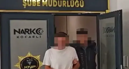 Kocaeli’de narkotik operasyonu: Fırın dolabından para, mutfaktan uyuşturucu çıktı