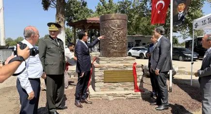Tire'de İlk Kurşun Anıtı törenle açıldı
