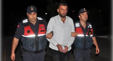 İzmir’de otomobilde ölü bulunan kişinin amcasının oğlu tutuklandı