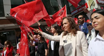 Karşıyaka’da 9 Eylül coşkusu: Binlerce kişi kortejde buluşacak