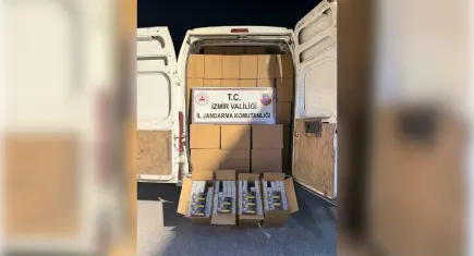 Minibüste 2,6 milyon bandrolsüz makaron bulundu