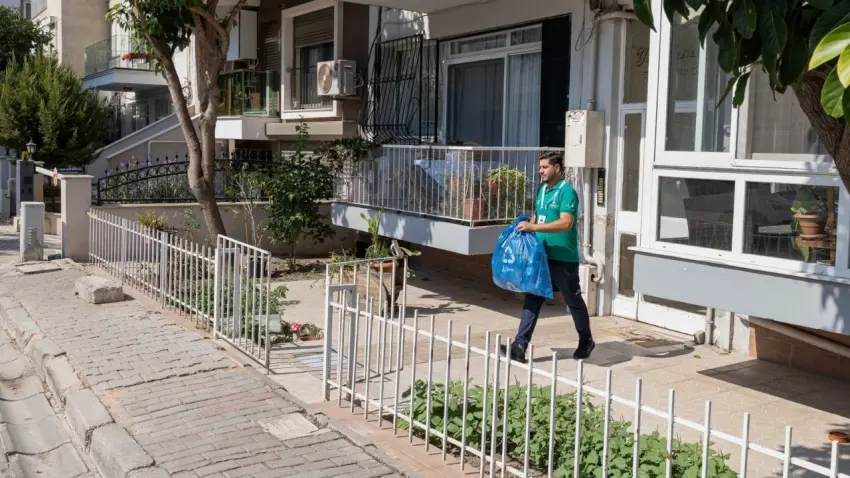 “Dönüşüme Evde Başla” 9 ilçe ve 33 mahalleye ulaştı haberinin görseli