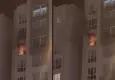 On iki katlı apartmanda çıkan yangında 3 kişi mahsur kaldı