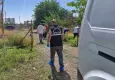 Otomobille takip ettiği husumetlisini sokak ortasında vurdu!