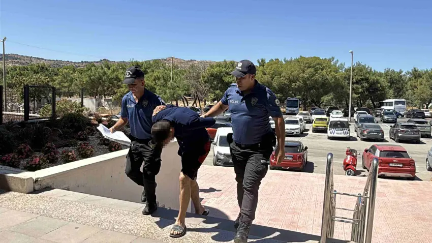 3 kadını taciz ederek evlerine girmeye çalışan şüpheli tutuklandı haberinin görseli