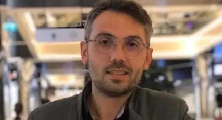 Ağrıları nedeniyle boynunu kütlettirdi, canından oldu