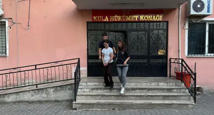 Manisa’da araçtan 65 bin içimlik bonzai çıktı! 1 kadın tutuklandı
