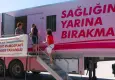 "Pembe Prenses" Aliağa'da: Ücretsiz kanser taramaları için 3 hafta süreyle Cumhuriyet Meydanı'nda!