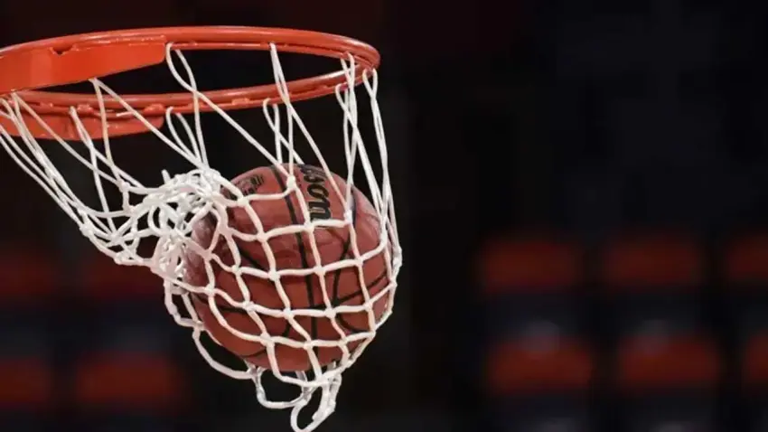 Petkimspor Ege Cup için parkeye çıkıyor haberinin görseli