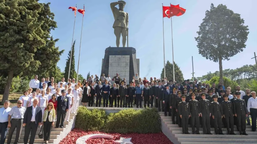 Bornova’da 9 Eylül coşkusu: Belkahve’de Cumhuriyet vurgusu haberinin görseli