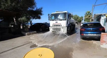 Gümüldür’de sokaklar dip bucak temizlendi