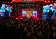 İEF’te müzik ve mizah dolu gece: Doğu Demirkol’a sahnede doğum günü sürprizi