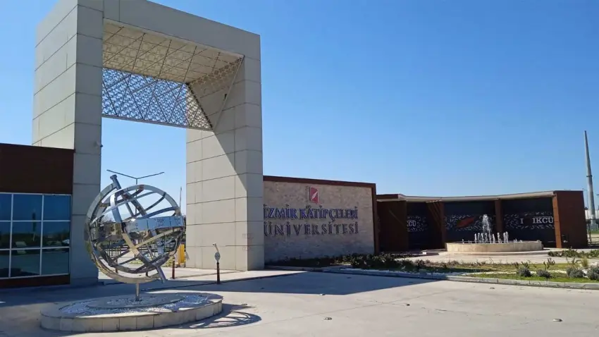 İKÇÜ'ye 5 yıllık tam akreditasyon haberinin görseli