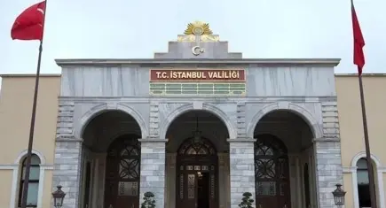 İstanbul Valiliği'nden son dakika: 3 plaj yüzmeye kapatıldı!