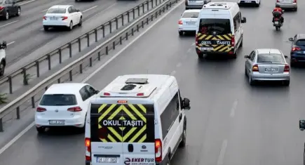 İzmir'de okul servis ücretleri belli oldu! İşte 2026-2027 yıllık rota tarifesi