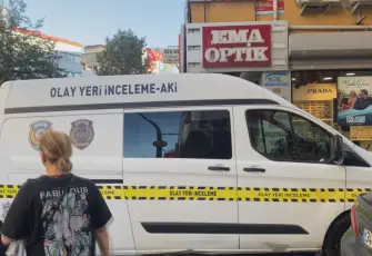 Küçükçekmece’de iş yerine silahlı saldırı: Kaçan şüpheli yakalandı