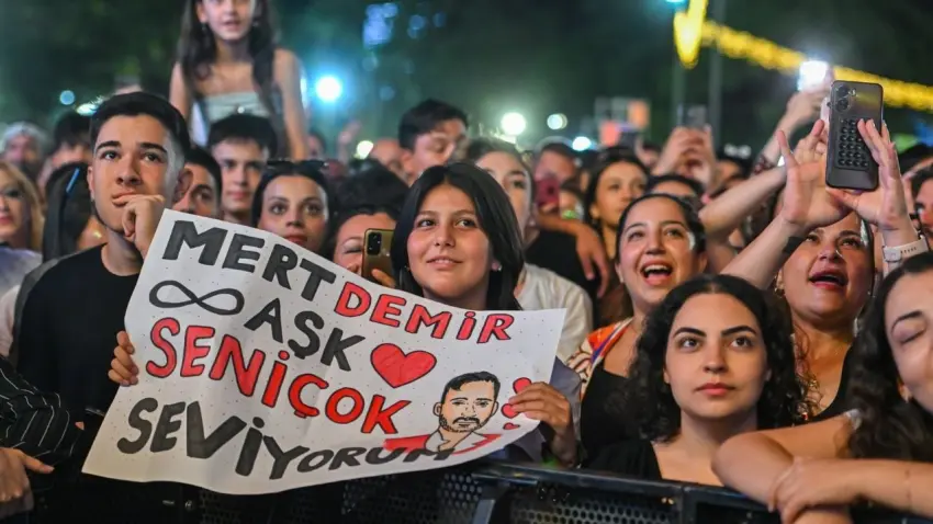 İzmirliler