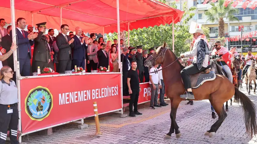 Menemen’de 104. yıl kurtuluş coşkusu haberinin görseli