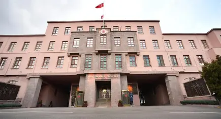 MSB'den İzmir'in Kurtuluşunun 104'üncü yıl dönümüne özel kutlama