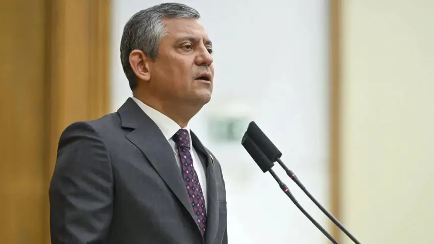 Özel'den '9 Eylül' mesajı: Kahramanların mirasına sonuna kadar sahip çıkacağız haberinin görseli