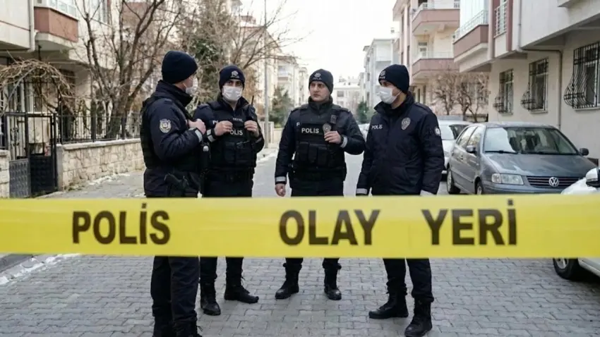 Salihli'de dehşet: Eşini ve kızını bıçakladı! haberinin görseli