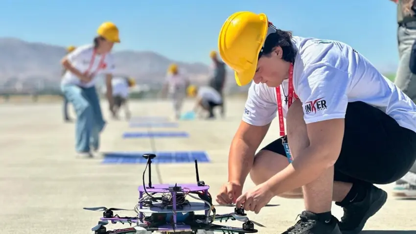 TEKNOFEST İHA Yarışmaları Malatya'da başladı: 113 takım kıyasıya mücadele ediyor! haberinin görseli