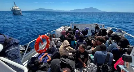 İzmir haber: Urla açıklarında 37 düzensiz göçmen kurtarıldı