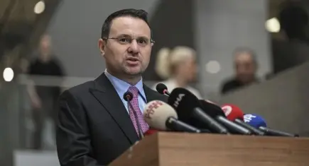 Bakan Gürlek’ten 12 Eylül mesajı: Yeni anayasa, tarihi sorumluluğumuzdur