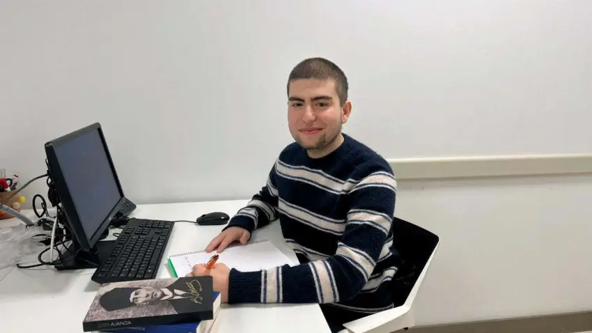 Harvard’dan tam burslu kabul almıştı: Ahmet Cemal’in hayali yeni donöre bağlı haberinin görseli