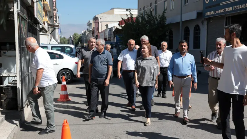 Konak’ta sanayi esnafına yol ve çevre düzenlemesi müjdesi haberinin görseli