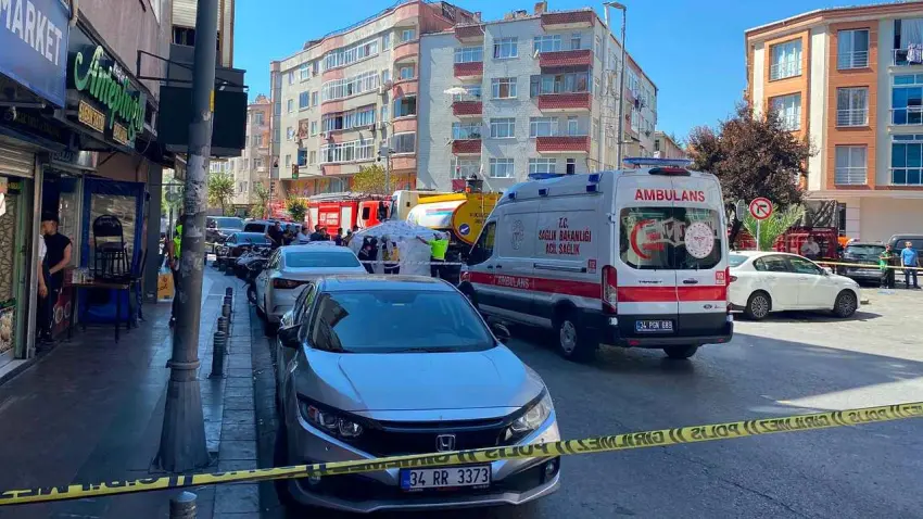 Küçükçekmece'de su tankeri yayaya çarptı: Yolun karşısına geçmeye çalışan kadın hayatını kaybetti  haberinin görseli