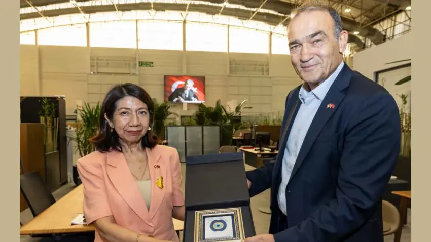 Peru ile İzmir arasında ilişkileri güçlendirecek temas haberinin görseli